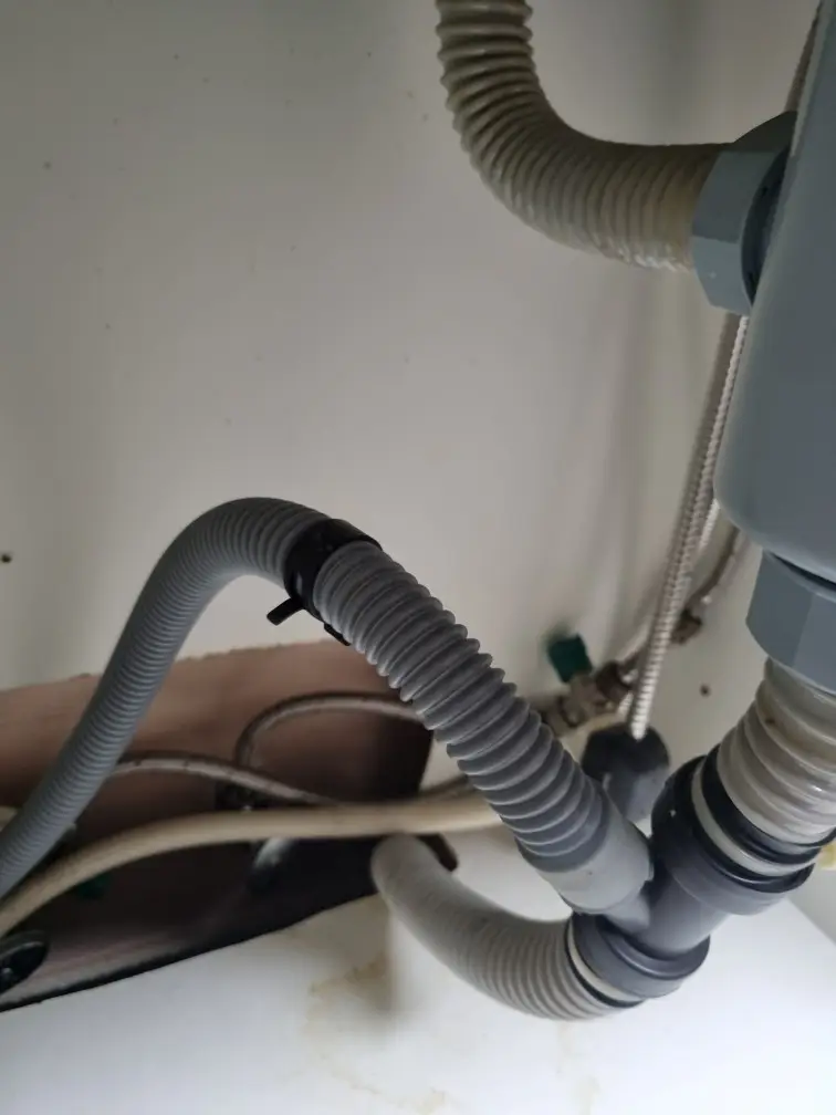 싱크대 수전 교환 11